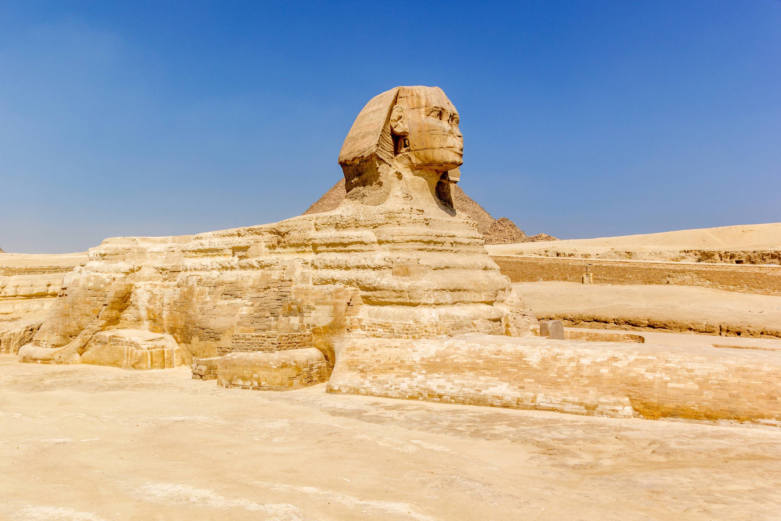 https egypt eta com images a horizontal view of the sphinx giza egypt