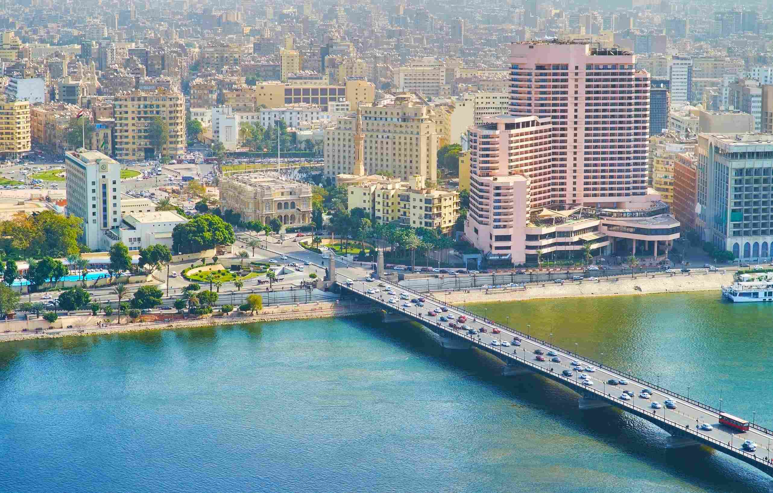 https egypt eta com images aerial view on qasr el nil bridge over the nile river with midan tahrir square on the background