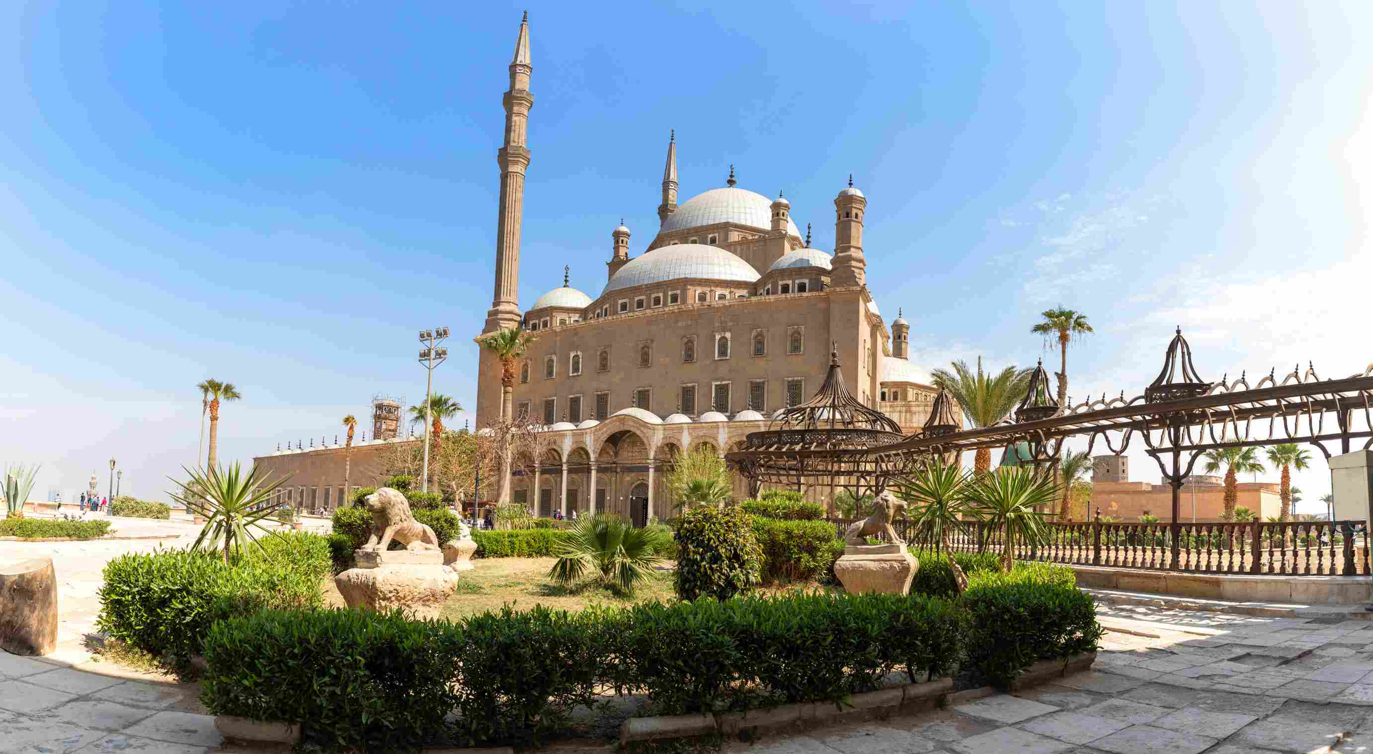 https egypt eta com images alabaster mosque in cairo beautiful yard view