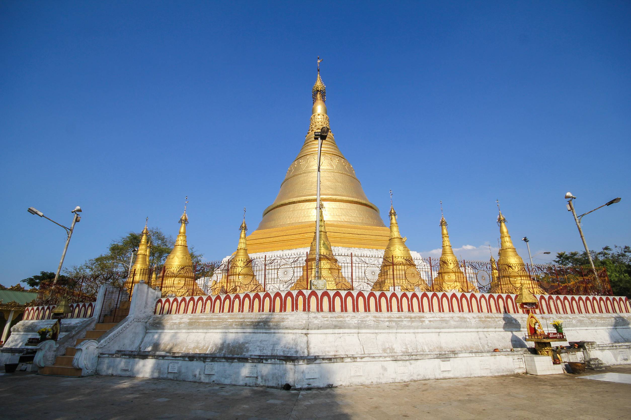 https egypt eta com images beautiful temple in yangon myanmar