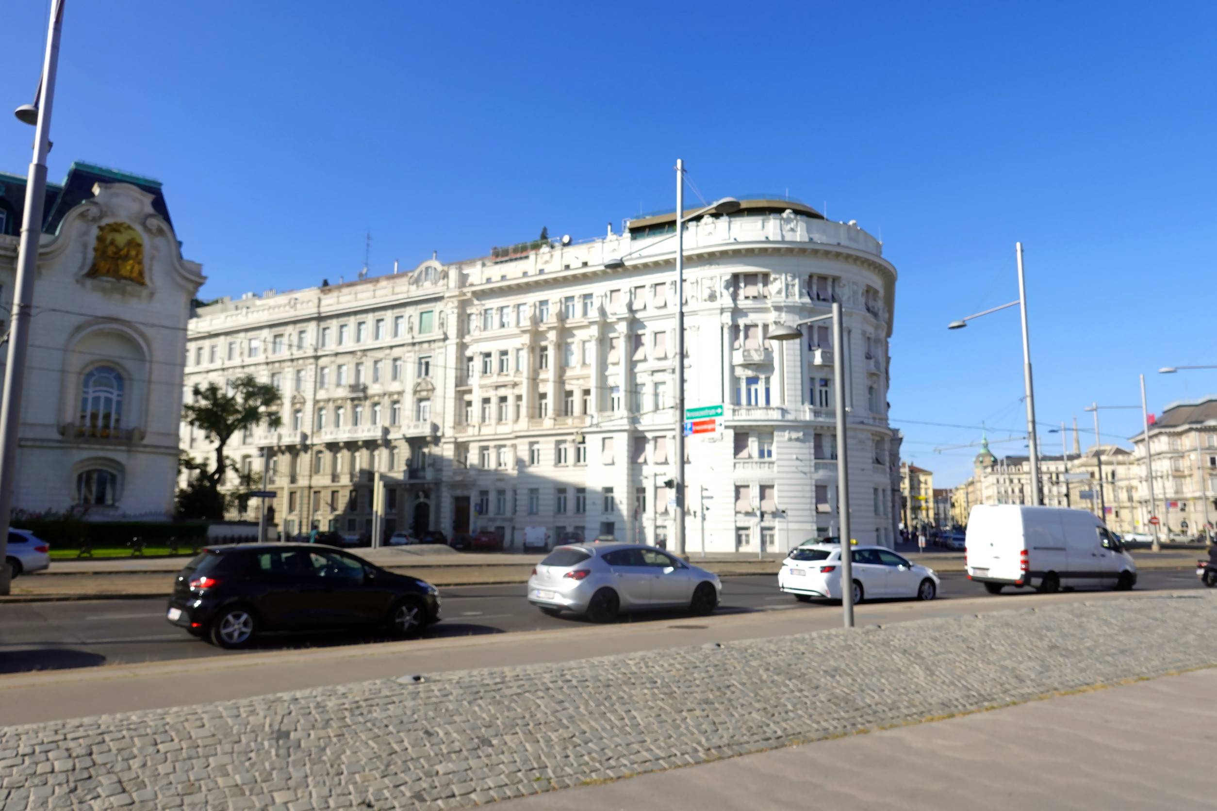 https egypt eta com images building in belgrade serbia