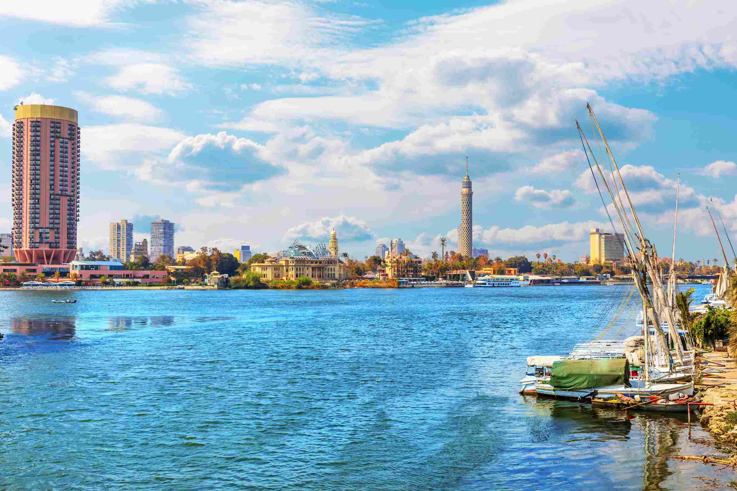 https egypt eta com images cairo view the tower and hotels in the harbour of nile eg