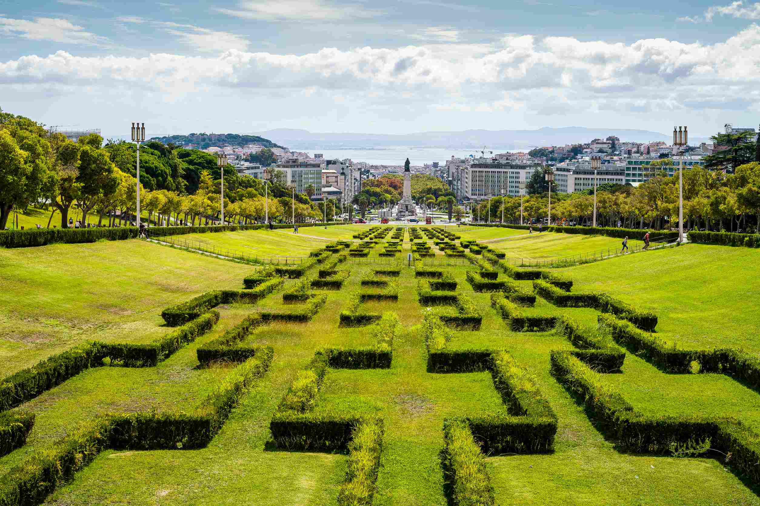 https egypt eta com images eduardo vii garden with a statue of the marquis of pombal at the end lisbon portugal