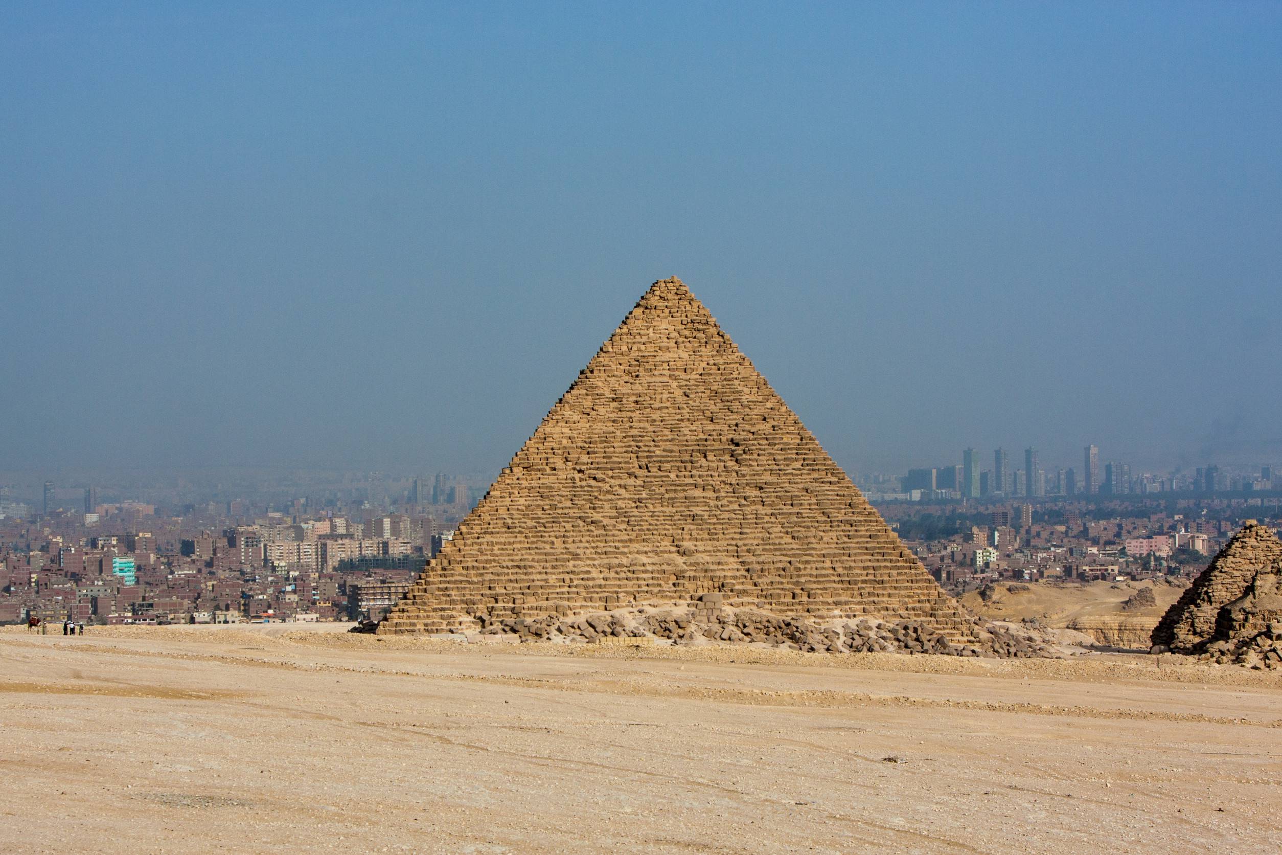 https egypt eta com images giza pyramids cairo egy