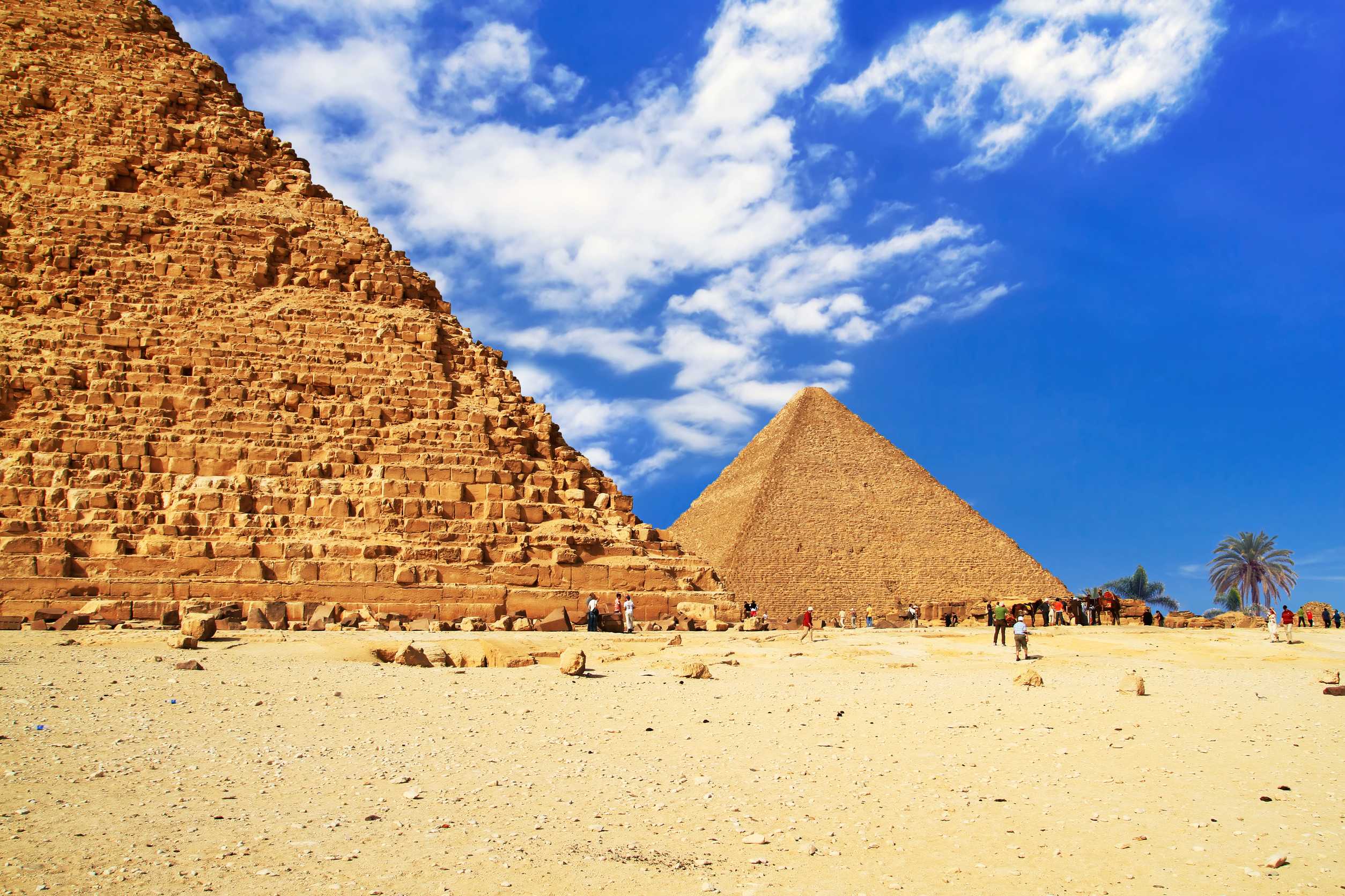 He Great Pyramid Of Giza At The Pyramid Of Khafre Egypt
