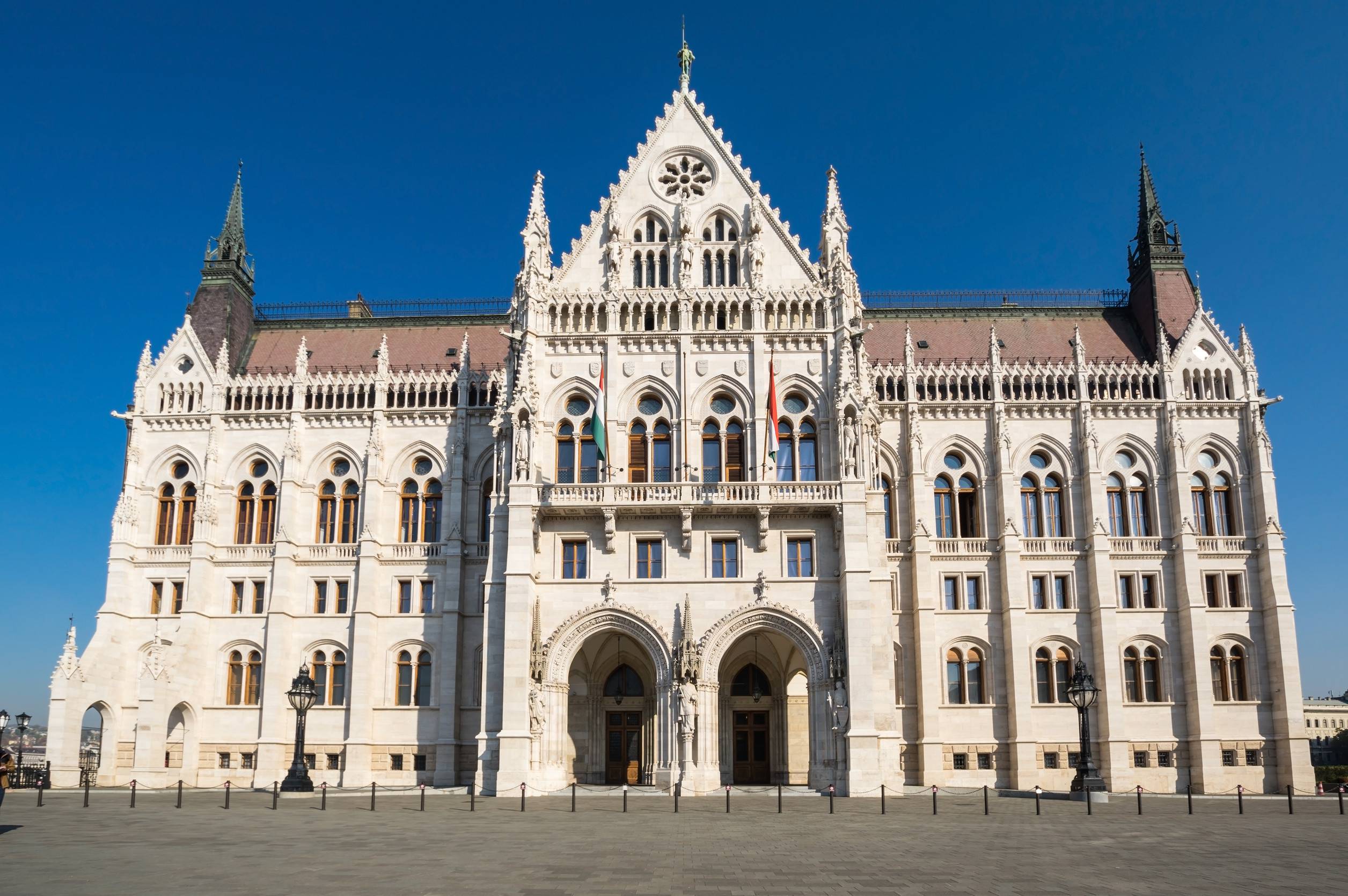 https egypt eta com images hungarian parliament building is the seat of the national assembly of hungary a notable