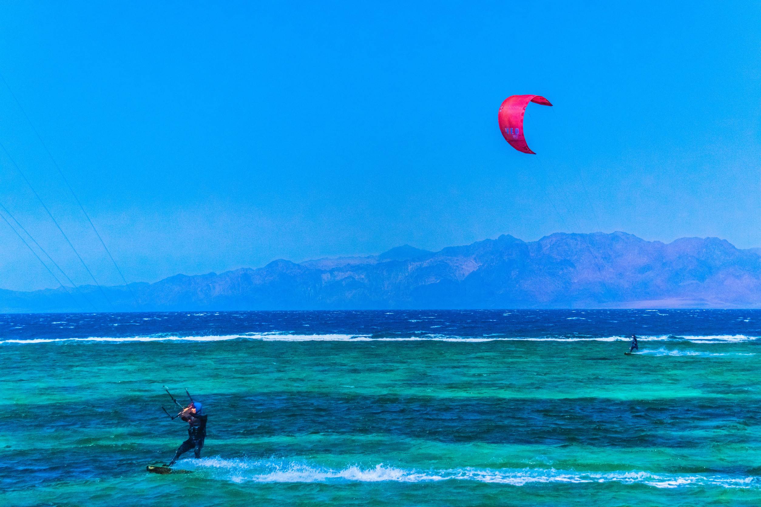 Kitesurfing in Dahab