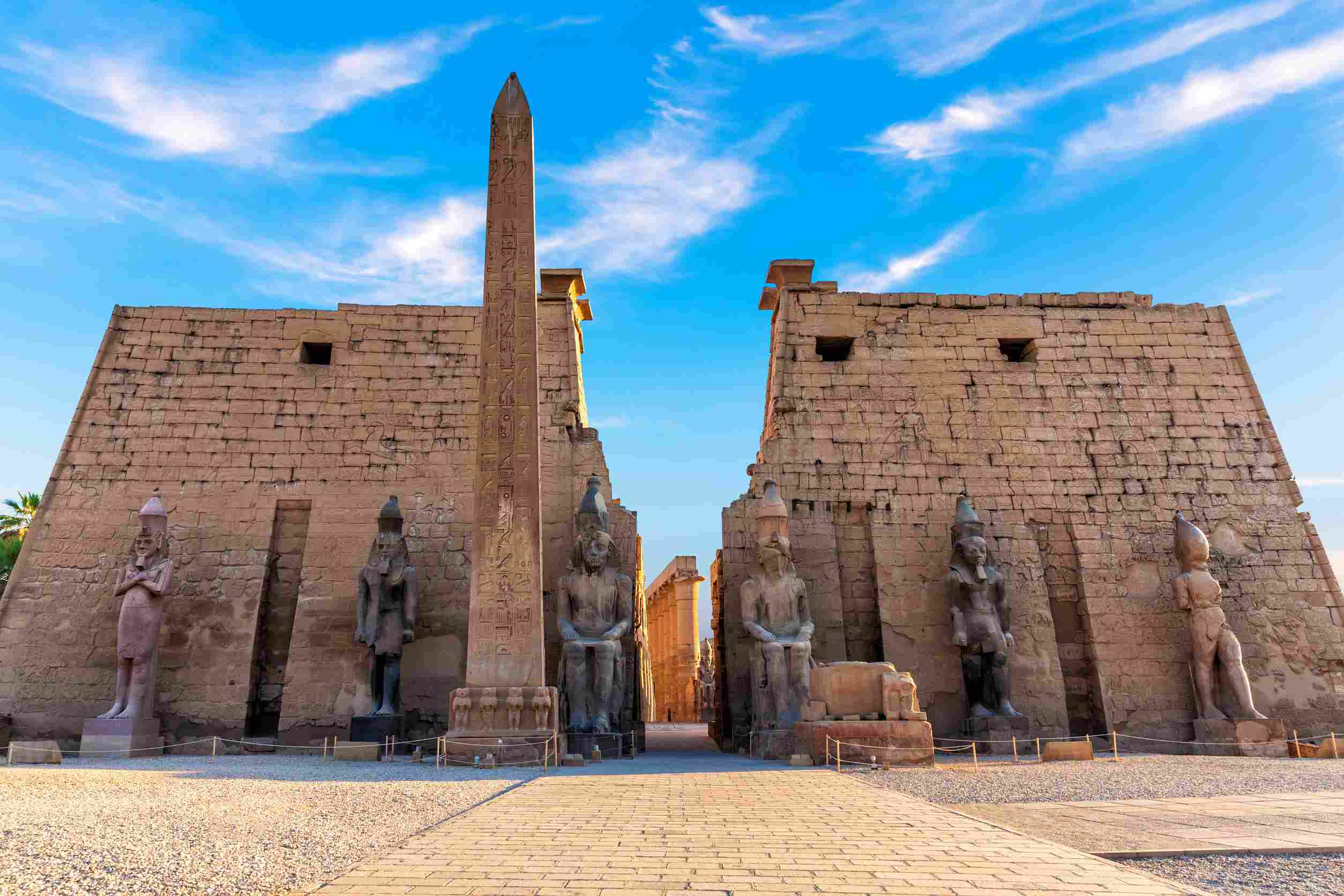 https egypt eta com images luxor templemain entrance first pylon with obelisk egypt