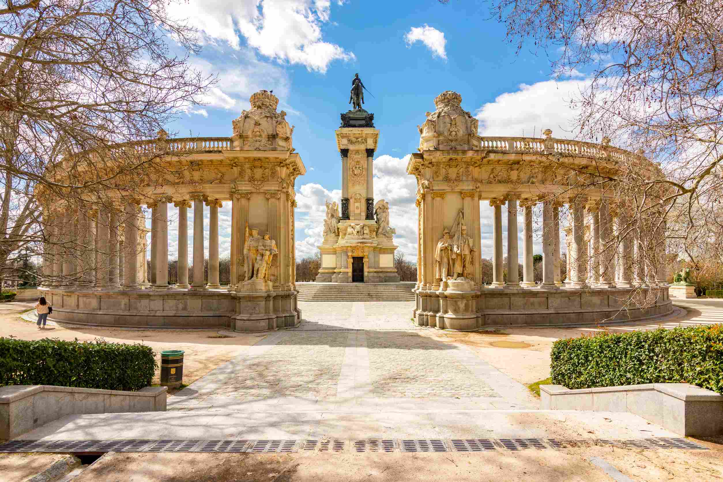 https egypt eta com images monument to alfonso xii in buen retiro park madrid spain