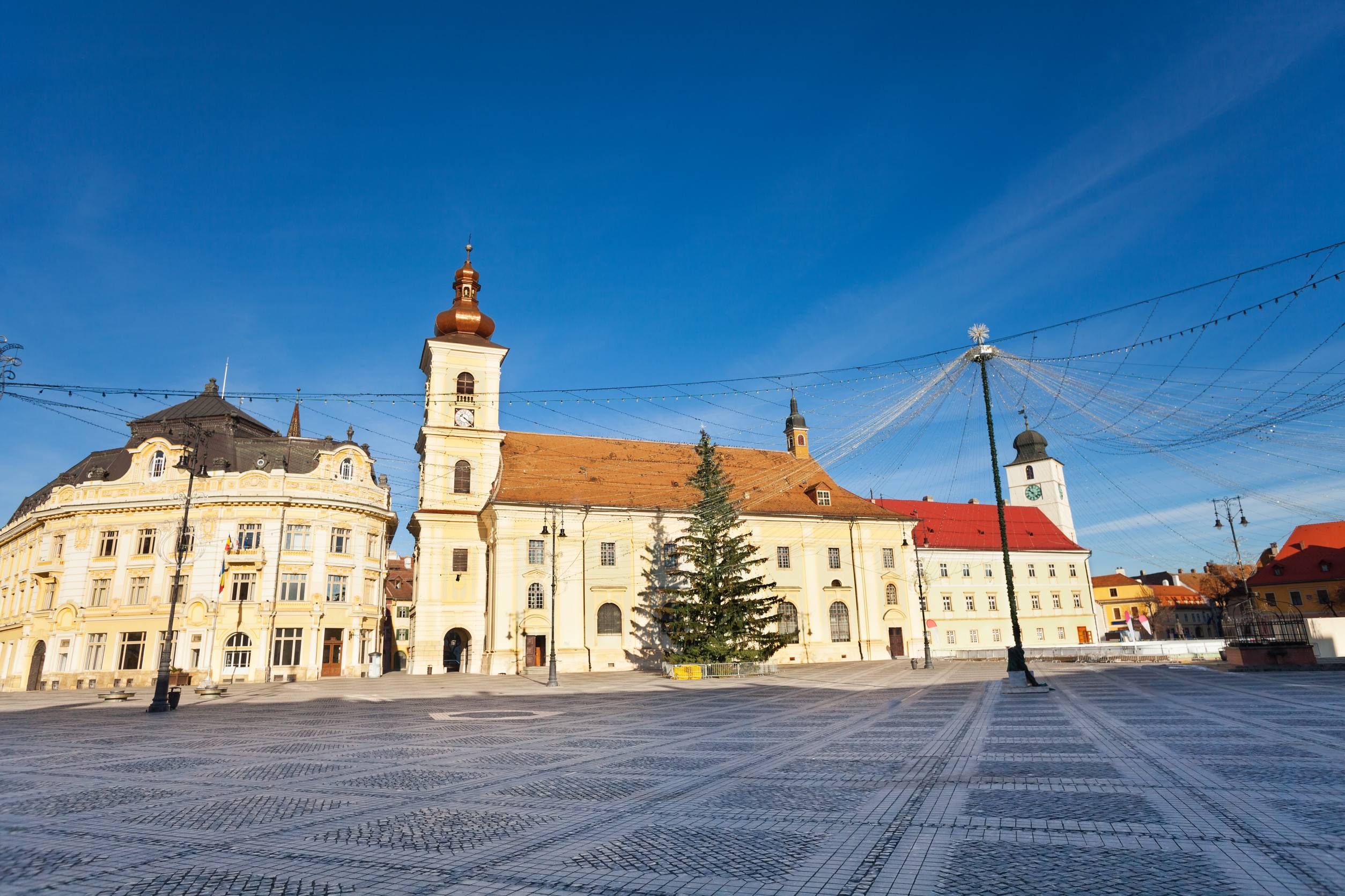 https egypt eta com images piata mare large square view with buildings in sibiu romania
