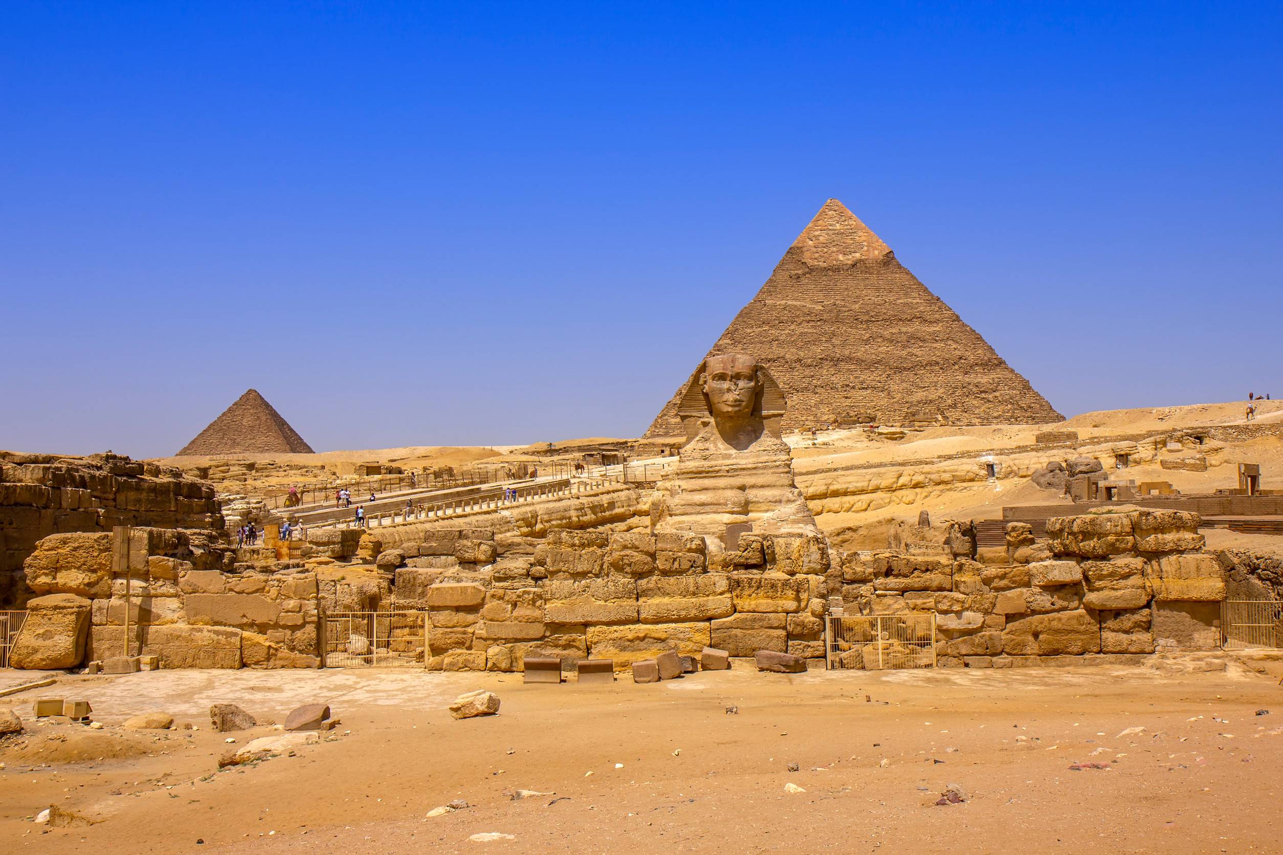 https egypt eta com images pyramids and sphinx monument in giza cairo egypt
