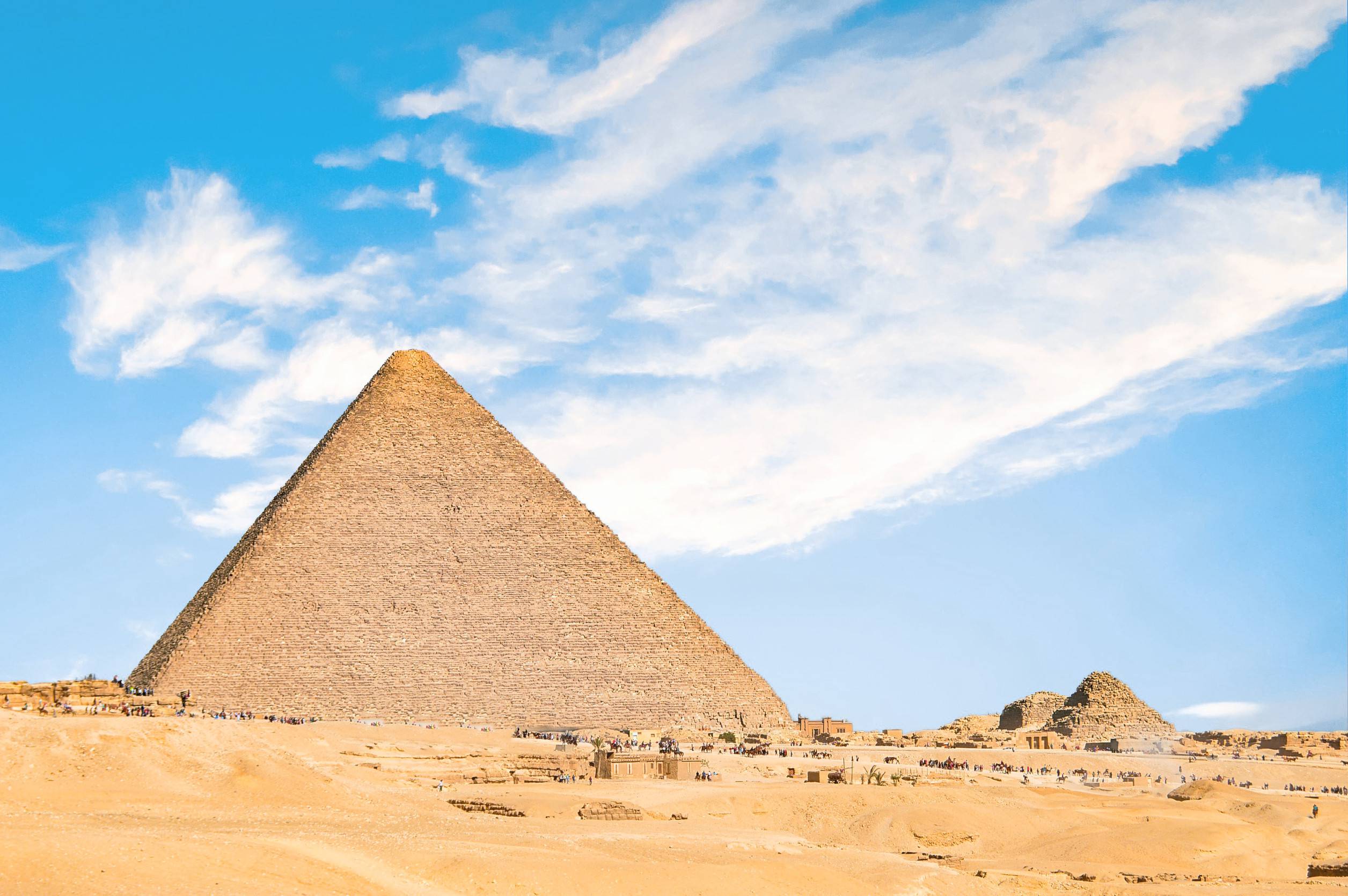 https egypt eta com images pyramids in the sahara desert viewed from cairo egypt