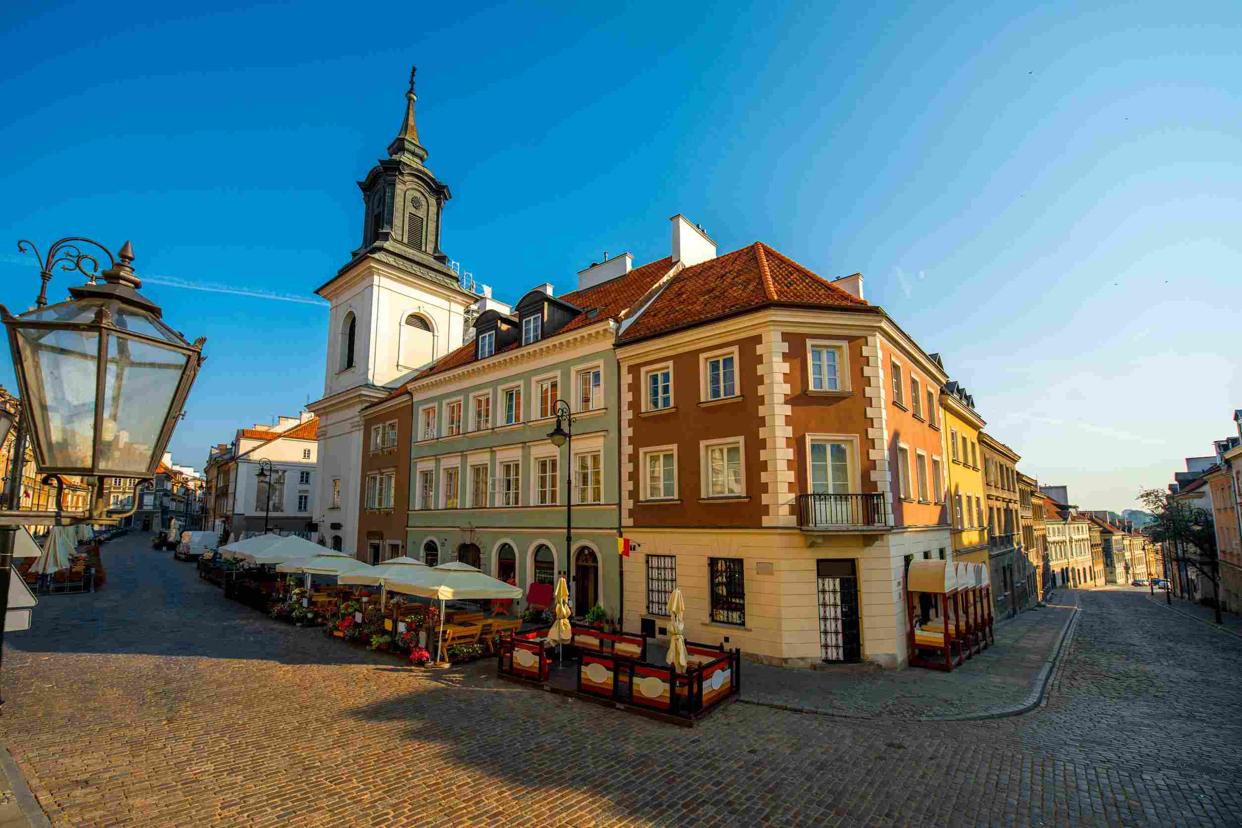 https egypt eta com images street view in the old town in warsaw poland