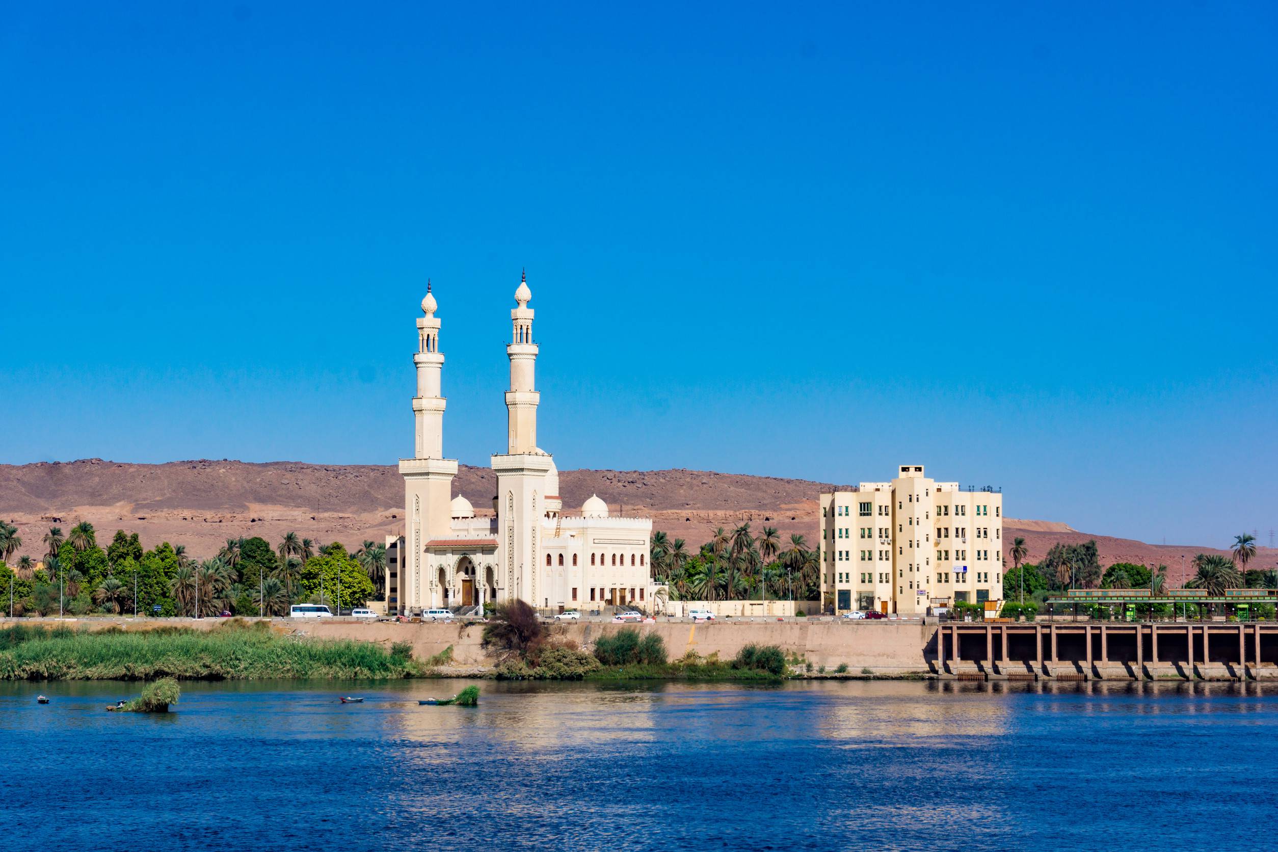 https egypt eta com images the el tabia mosque in aswan egypt egyptian mosque minarets aswan mosque along the nile