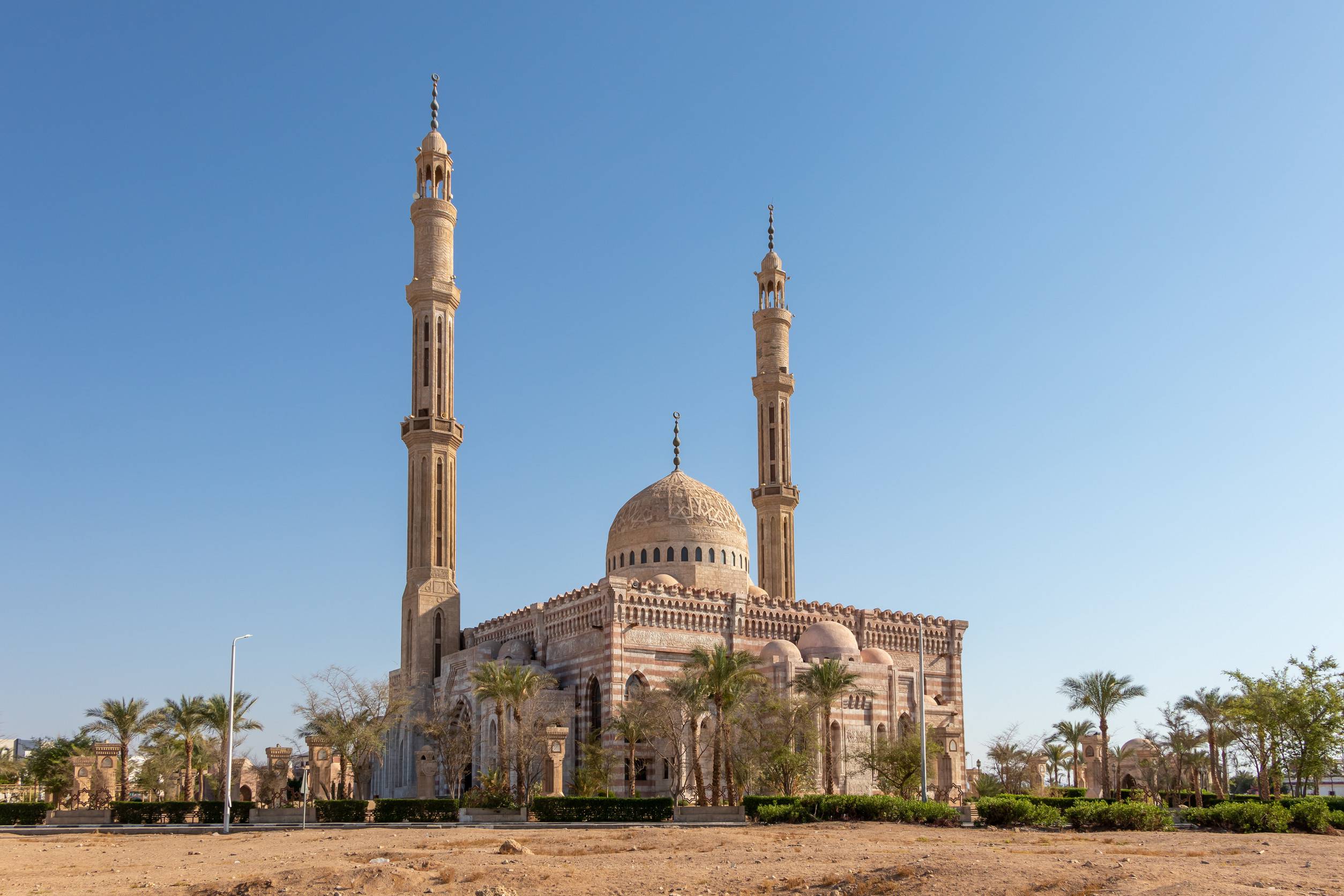 https egypt eta com images the great mosque of mustafa is an ottoman mosque with twin minarets in sharm el sheik