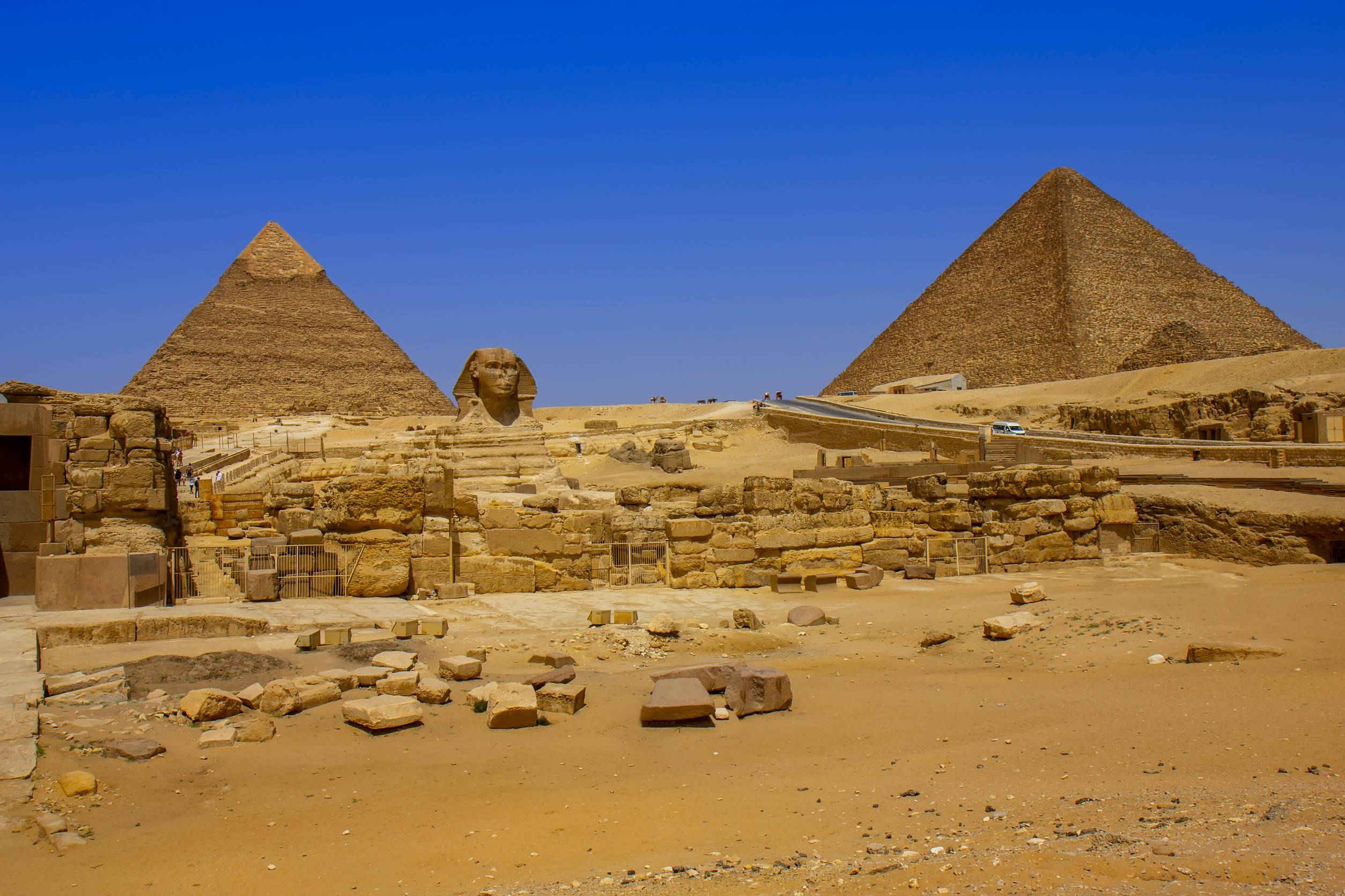 https egypt eta com images the great pyramids and sphinx monument in giza cairo