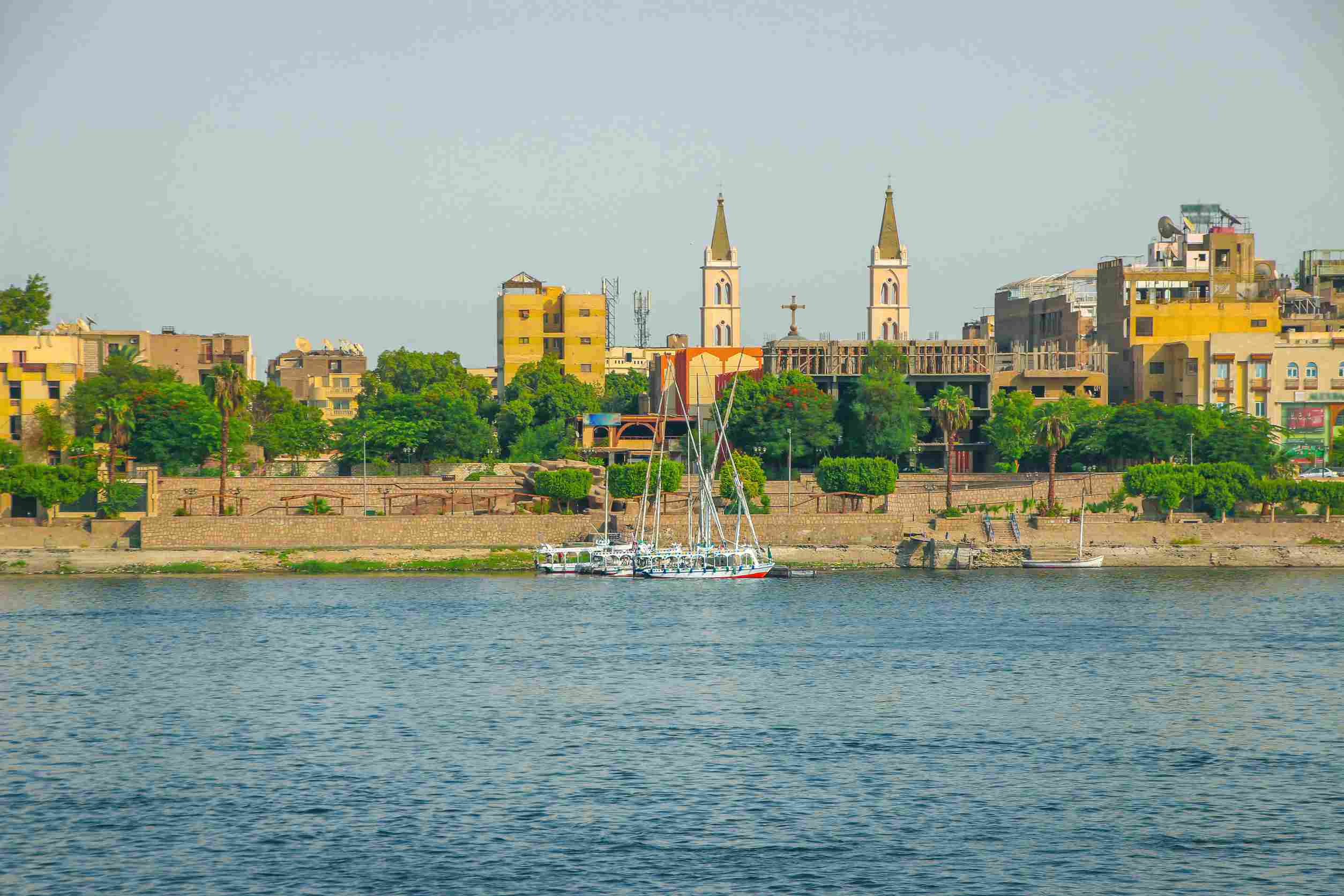 https egypt eta com images the picturesque landscape of the nile river near the city of luxor eg