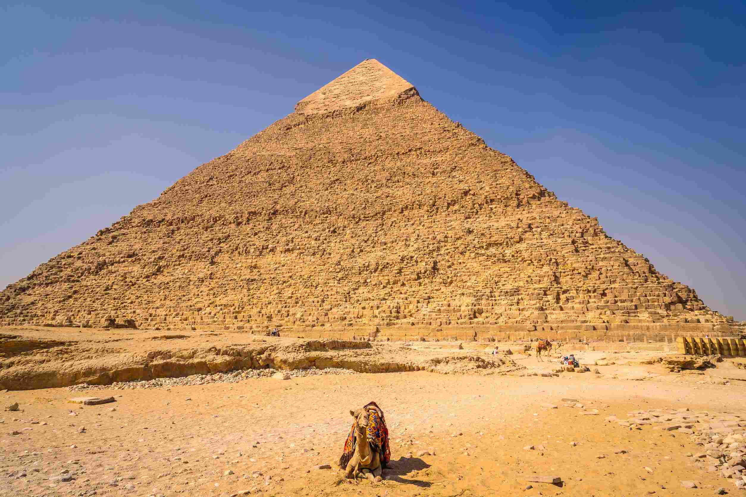 https egypt eta com images the pyramid of khafre the pyramids of giza the oldest funerary monument