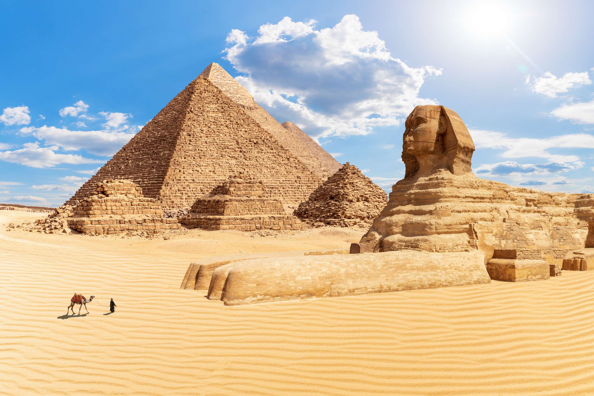 The Pyramids And The Sphinx In The Sunny Desert Of Giza Egypt