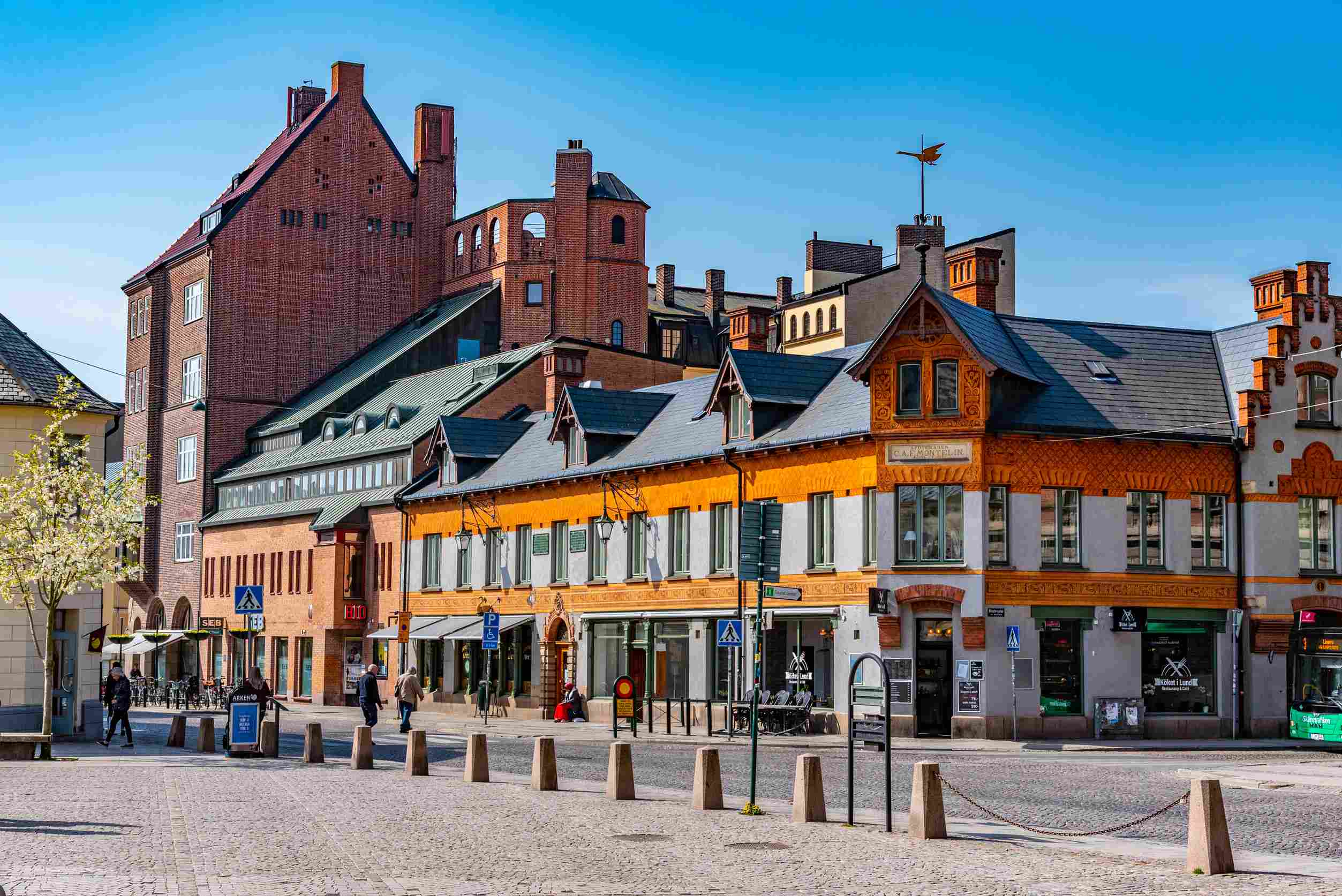 https egypt eta com images view of a street in central lund sweden