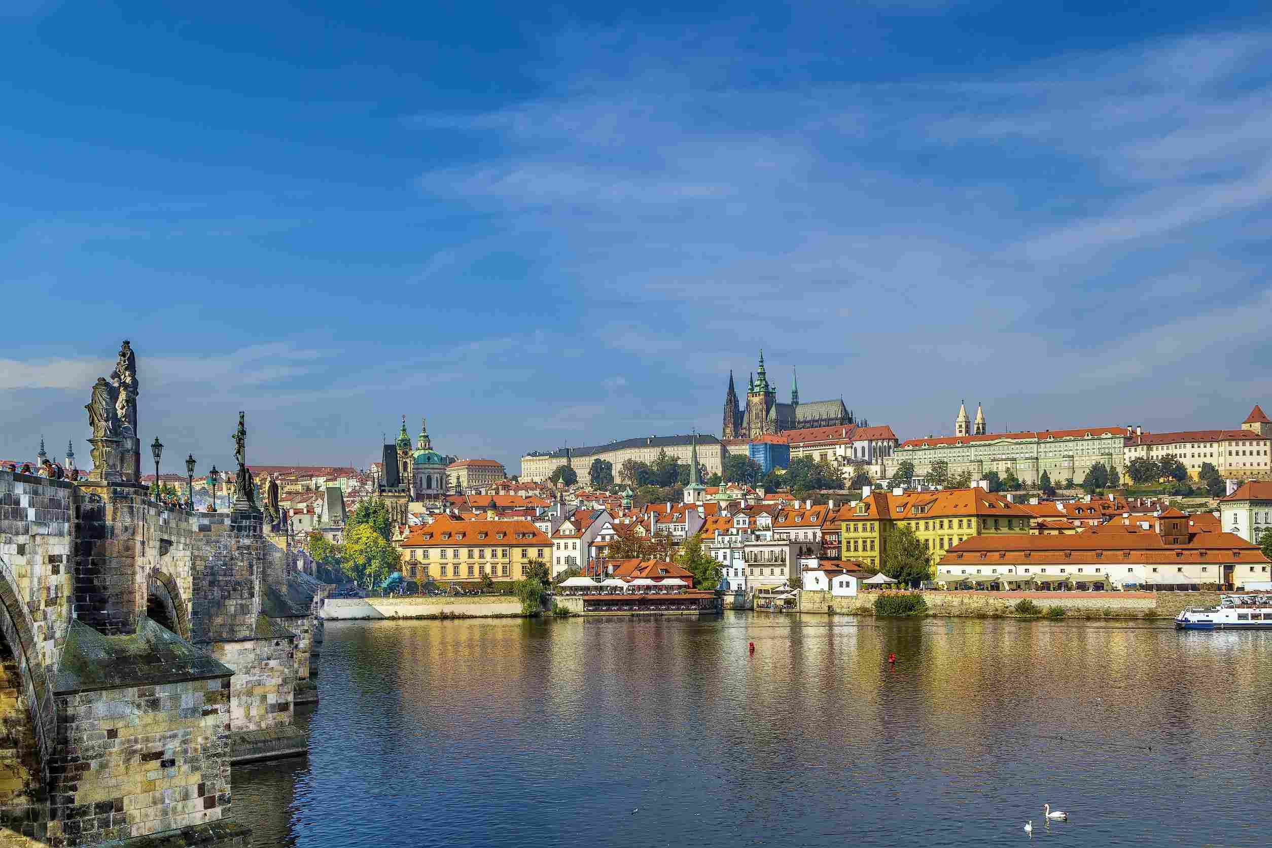 https egypt eta com images view of prague with prague castle from charles bridge czech republic