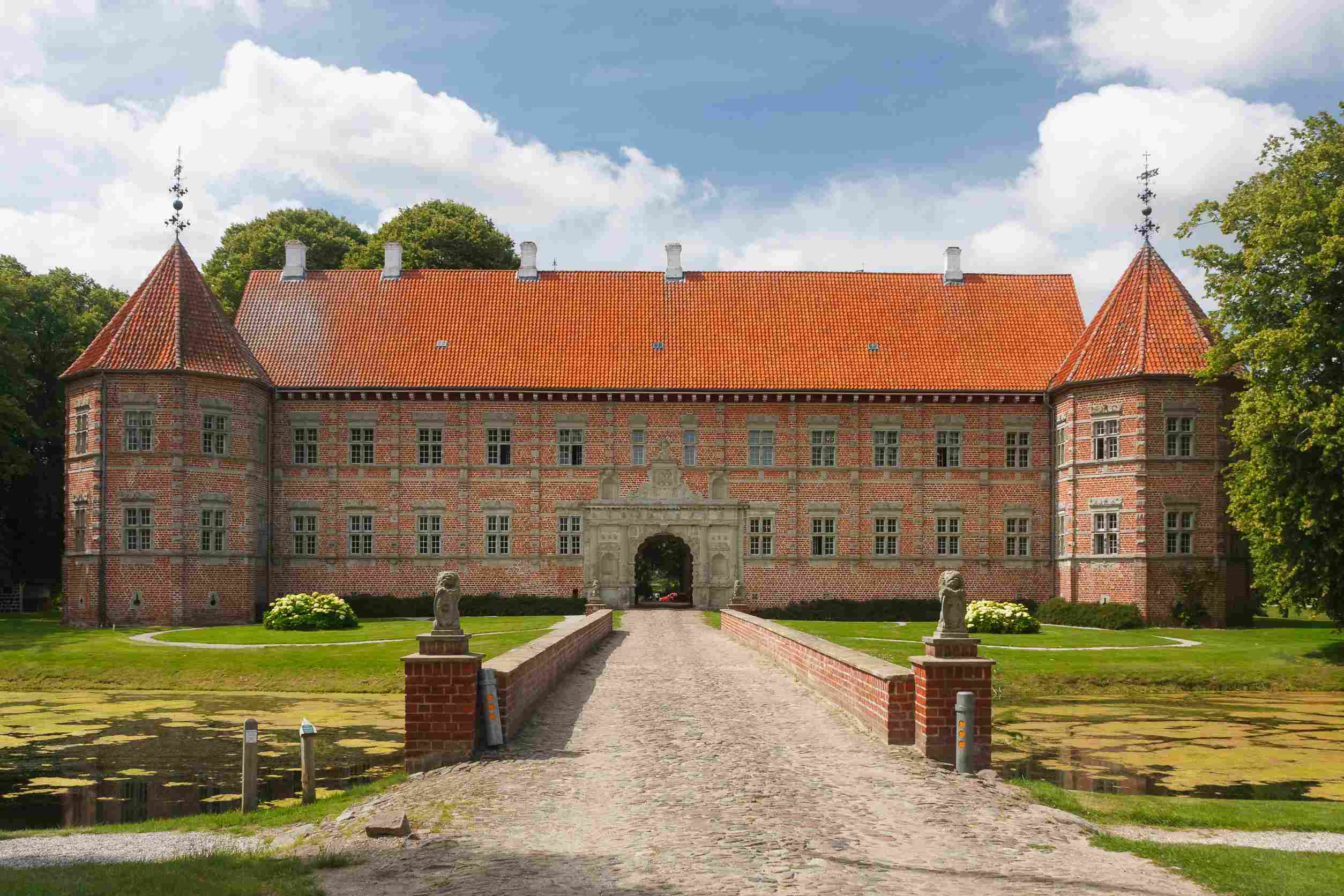 https egypt eta com images voergaard castle denmark